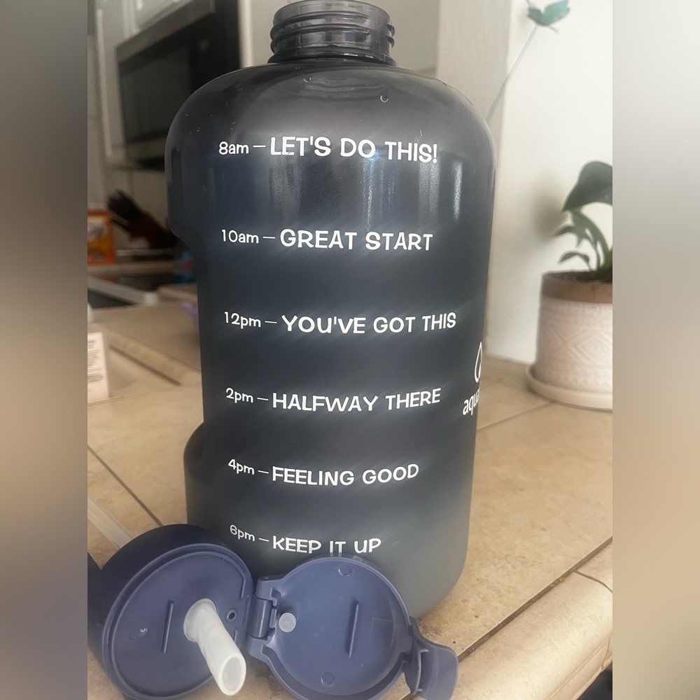 Aquafit 1 gallon water bottle